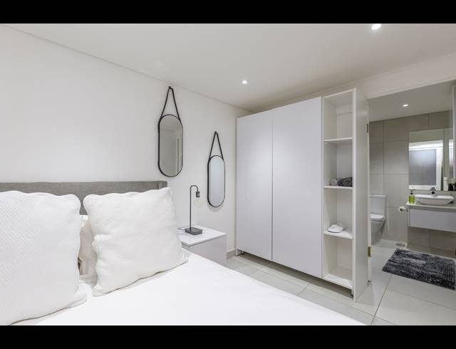 2 BEDROOM APARTMENT TO LET IN CAMPS BAY